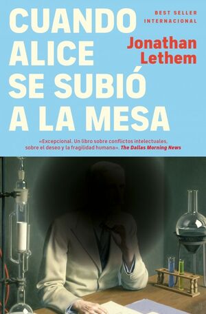 CUANDO ALICE SE SUBIÓ A LA MESA